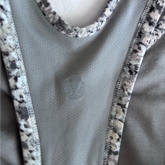Lululemon Athletica Tone It Tank- Gray Floral - Picture 2 of 8